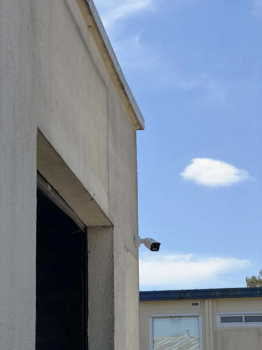 Couverture du hangar de stockage